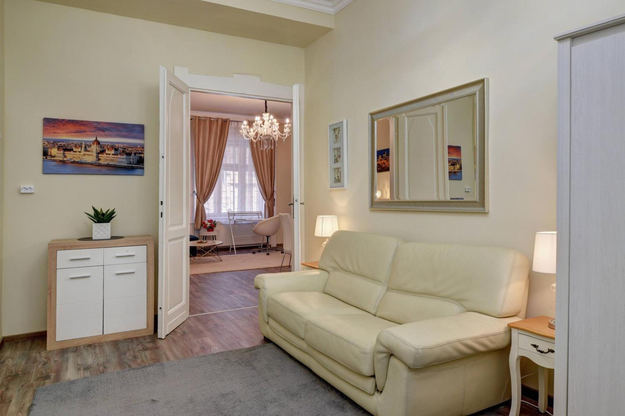 Buda Center Apartment Budapest Exterior foto